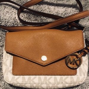 Michael Kors Greenwich Crossbody Flap Small